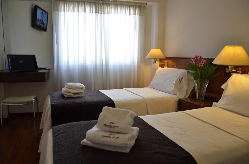 Ecuador Hotel Buenos Aires Eksteriør billede